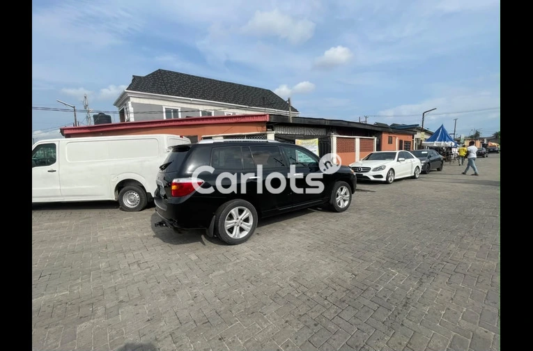 2010 TOYOTA HIGHLANDER LIMITED FULL OPTION - 6/7