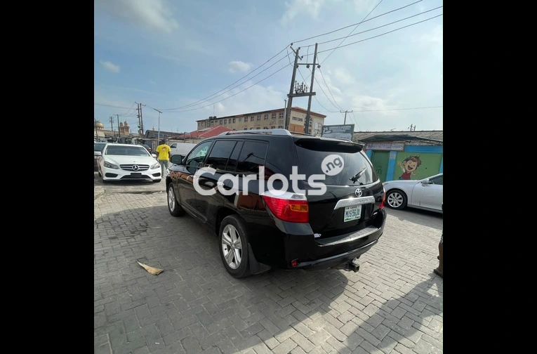 2010 TOYOTA HIGHLANDER LIMITED FULL OPTION - 7/7