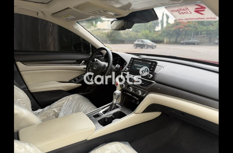 USED 2018 HONDA ACCORD MODEL for sale in Abuja, FCT - thumbnail 4