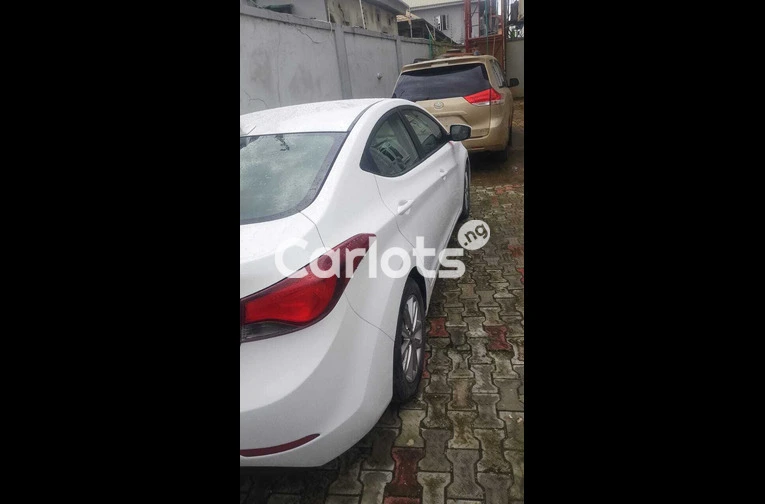 Foreign used Hyundai Elantra 2014 - 4/5