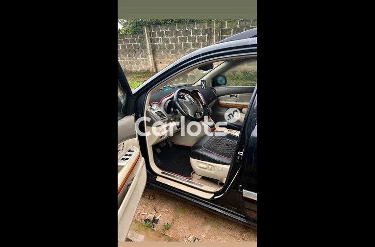 Neatly used Lexus RX 330 - 4/7