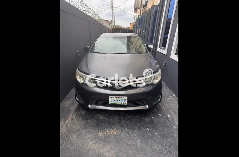 Toyota Camry sport 2012 Custom duty fully paid 2025 entry going for 9.5m - 2/6