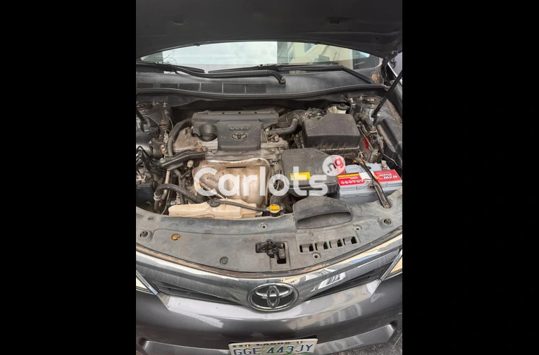 2012 Toyota Camry sport for sale in Surulere, Lagos - thumbnail 6