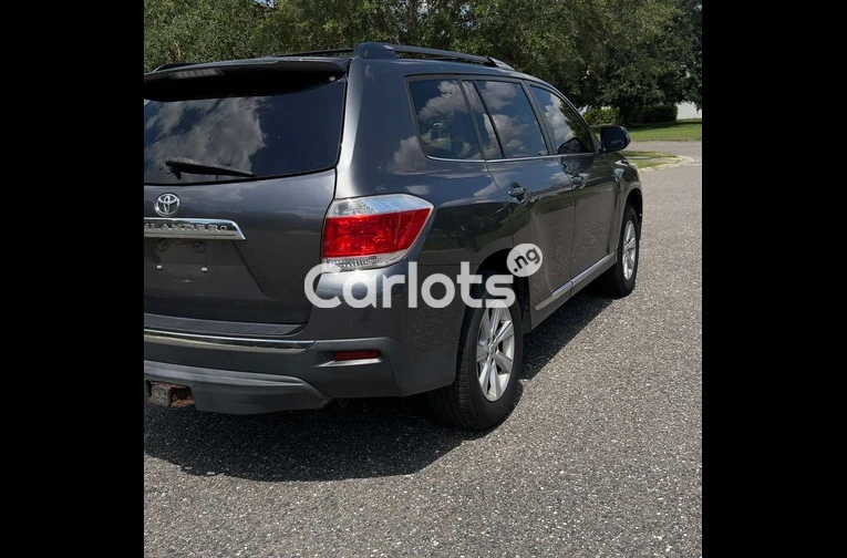 FOREIGN USED 2012 TOYOTA HIGHLANDER - 7/7