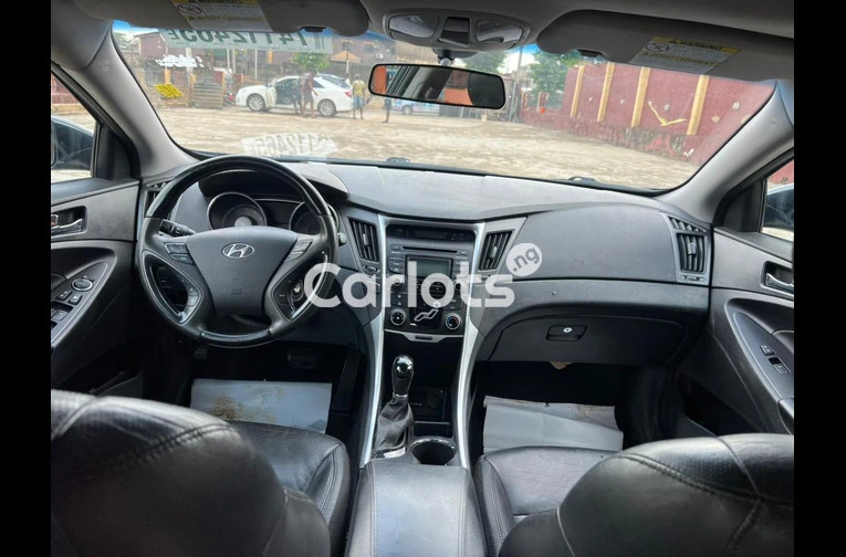 2012 HYUNDAI SONATA - 3/7
