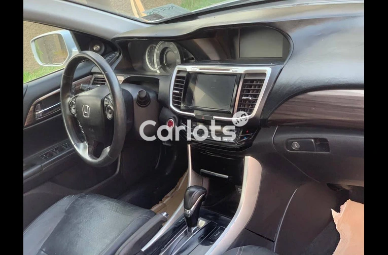 USED 2017 HONDA ACCORD EXL - 2/6