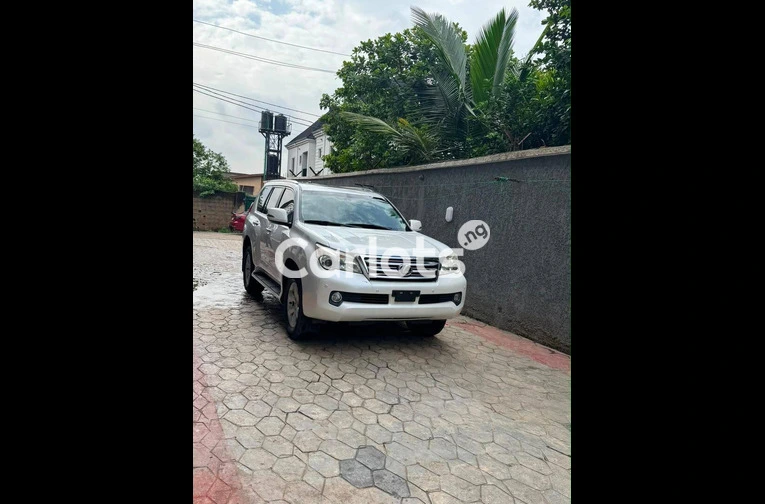 Foreign used Lexus GX460 2011 for sale in Ogba, Lagos - thumbnail 2