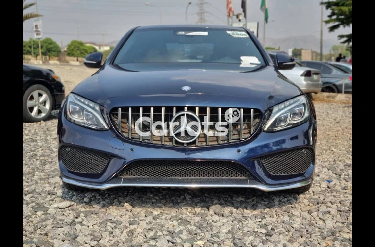 Foreign used Mercedes Benz C400 2017
