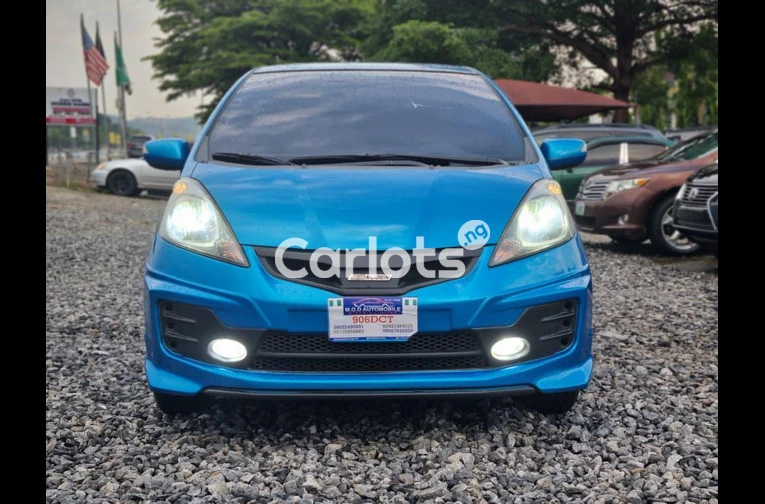 Foreign used 2010 Honda fit