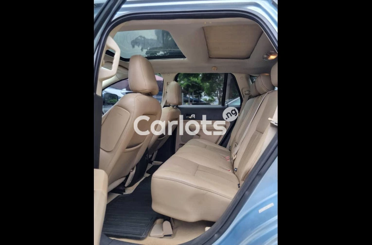 Foreign used 2010 Ford edge - 3/7