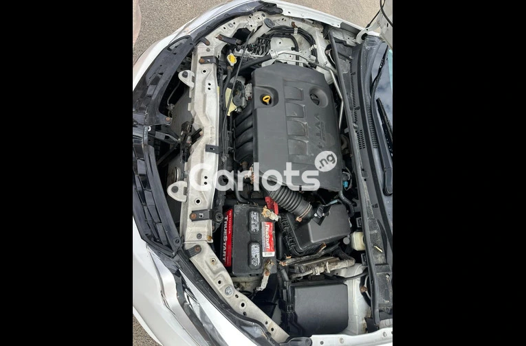 TOYOTA COROLLA S 2014 - 1/6
