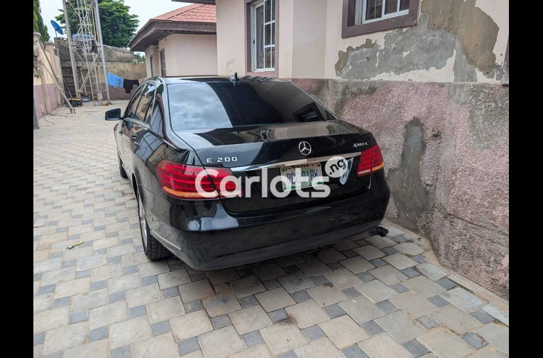 2014 Mercedes Benz E200 - 5/7