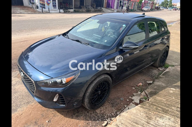 2020 Hyundai Elantra GT N Line - 3/7