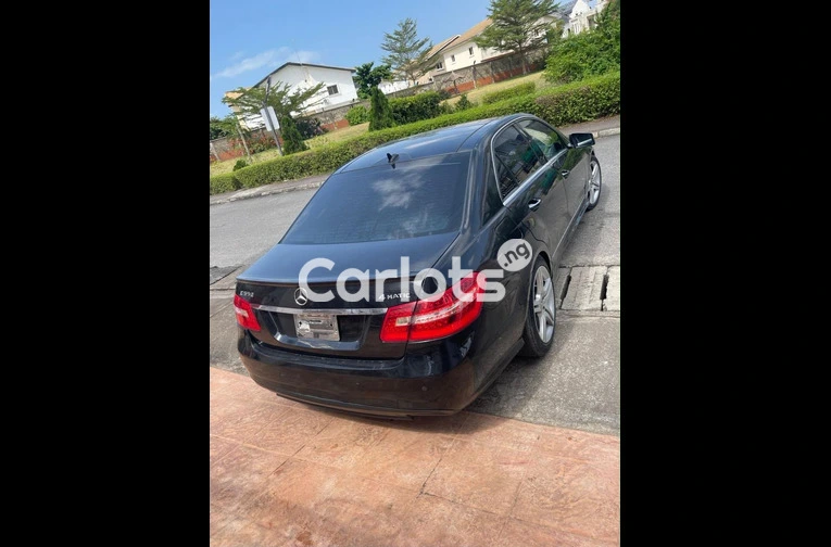 PRE-OWNED 2011 MERCEDES BENZ E550 4MATIC FULL OPTION - 6/6