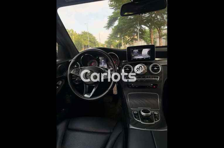 2018 Mercedes-Benz GLC300 for sale in Asokoro, FCT - photo 4 of 7