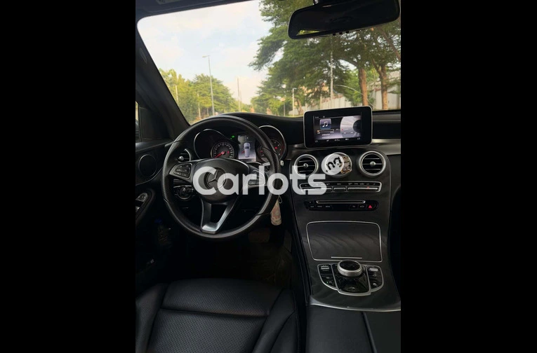 2018 Mercedes-Benz GLC300 - 4/7