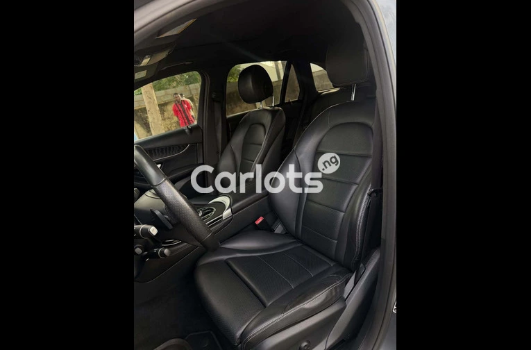2018 Mercedes-Benz GLC300 - 6/7