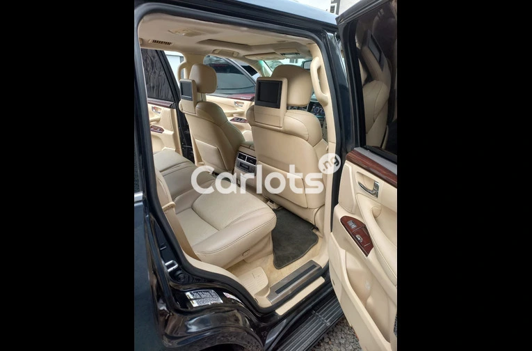 PREMIUM 2014 LEXUS LX570 FULL OPTION WITH 360CAM - 3/7