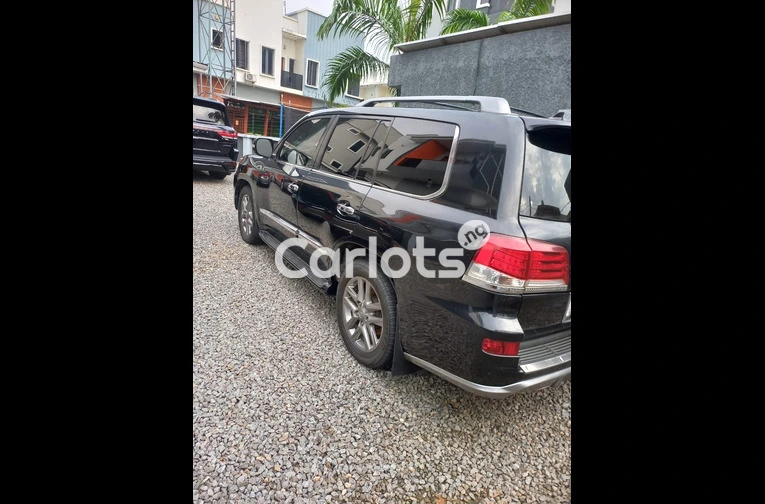 PREMIUM 2014 LEXUS LX570 FULL OPTION WITH 360CAM - 6/7