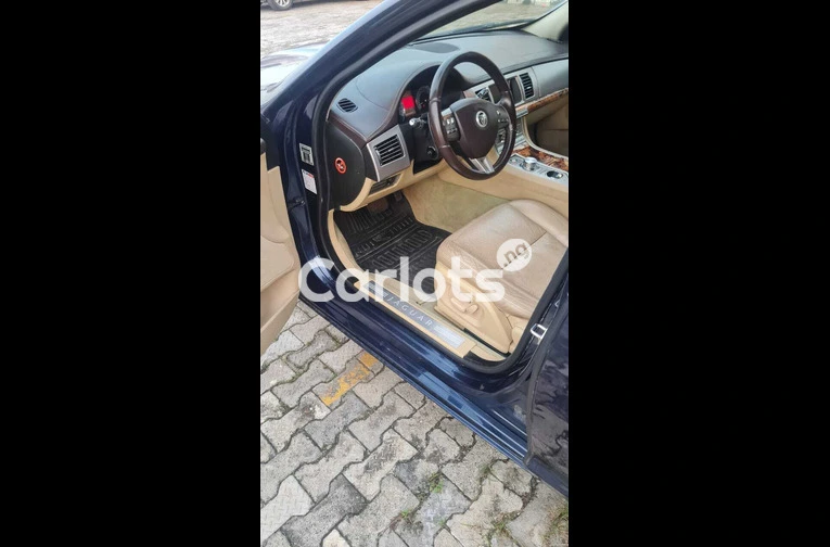 Nigerian Used 2010 Jaguar XF - 4/7