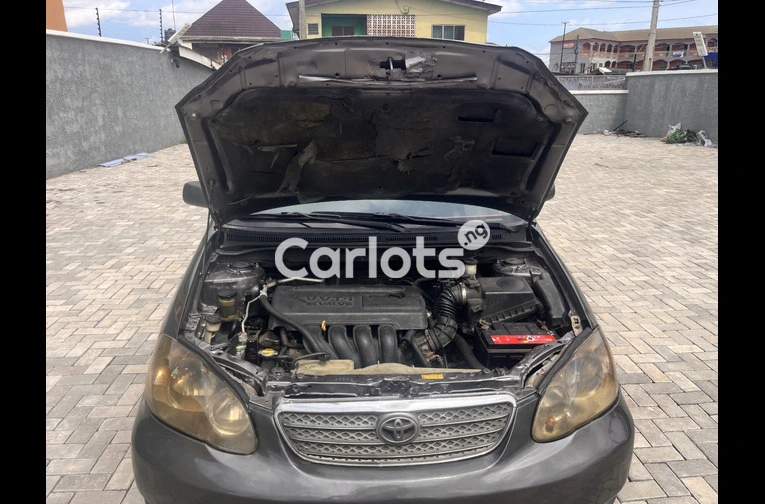 Local used Toyota Corolla sport - 4/6