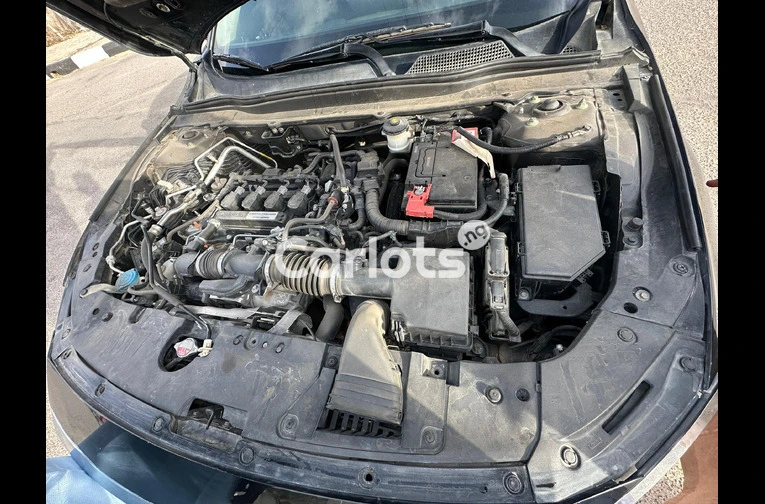 2018 HONDA ACCORD - 2/7