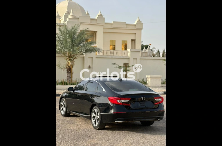 2018 HONDA ACCORD - 4/7