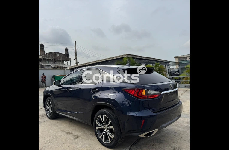 Tokunbo 2018 Lexus RX350 Special Edition – Open Roof June 2026 Entry - 3/5