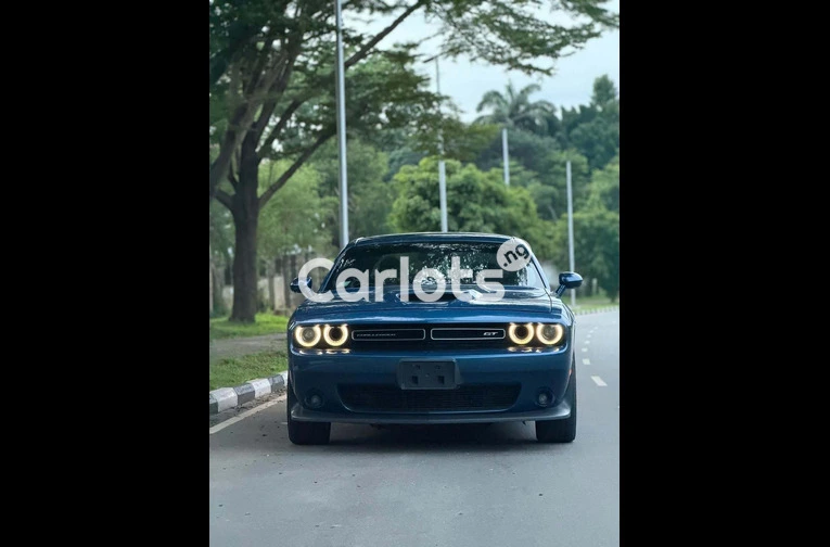 2021 Dodge Challenger GT - 2/6
