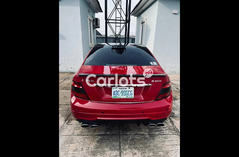 Used Mercedes Benz C350 2010 - 2/7