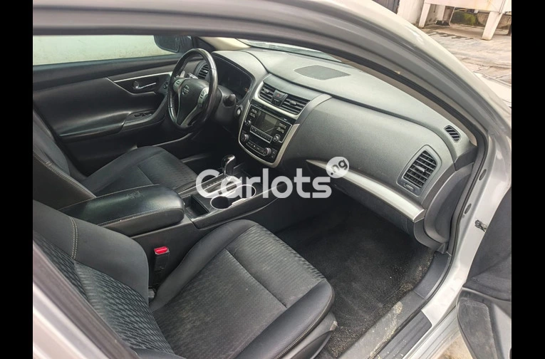 BOUGHT BRAND NEW 2018 NISSAN ALTIMA SV - 3/7