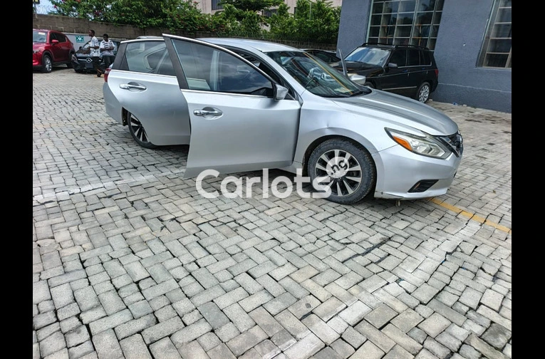 BOUGHT BRAND NEW 2018 NISSAN ALTIMA SV - 6/7