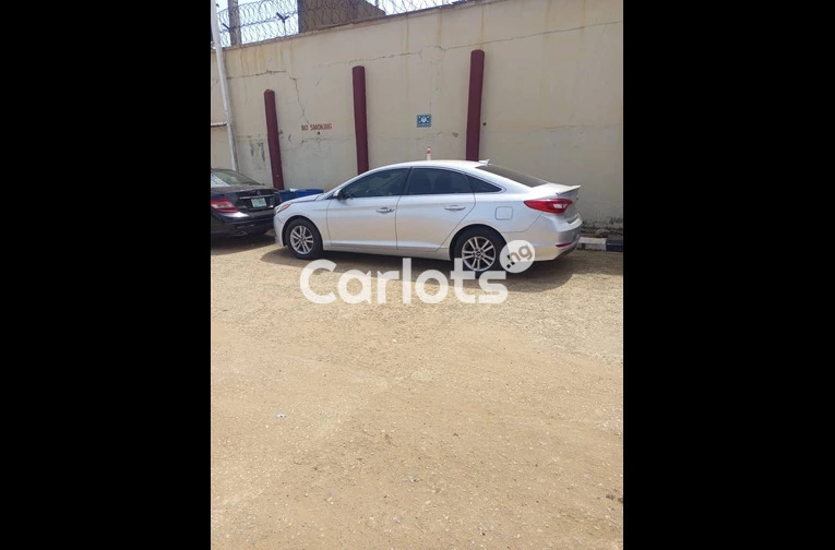 TOKUNBO 2016 Hyundai Sonata - 5/7
