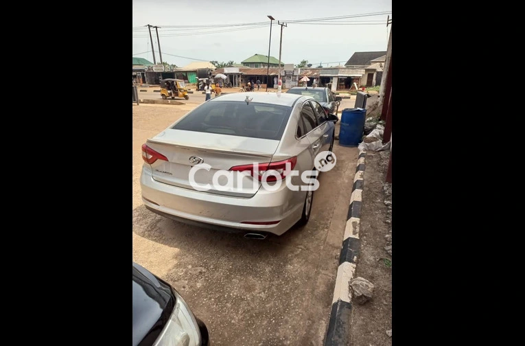 TOKUNBO 2016 Hyundai Sonata - 7/7