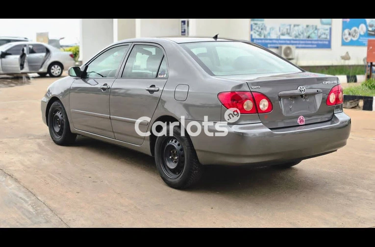 2007 Toyota Corolla - 2/7