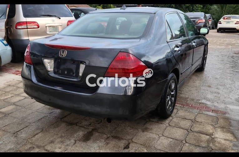 Neatly used 2007 Honda Accord DC - 1/7