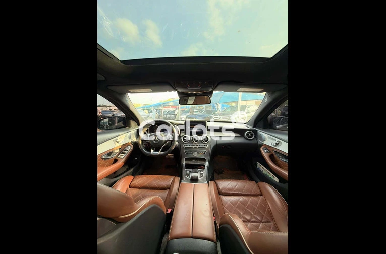 2017 Mercedes-Benz C63 AMG - 4/7