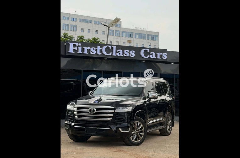 2024 Toyota Land Cruiser - 2/7