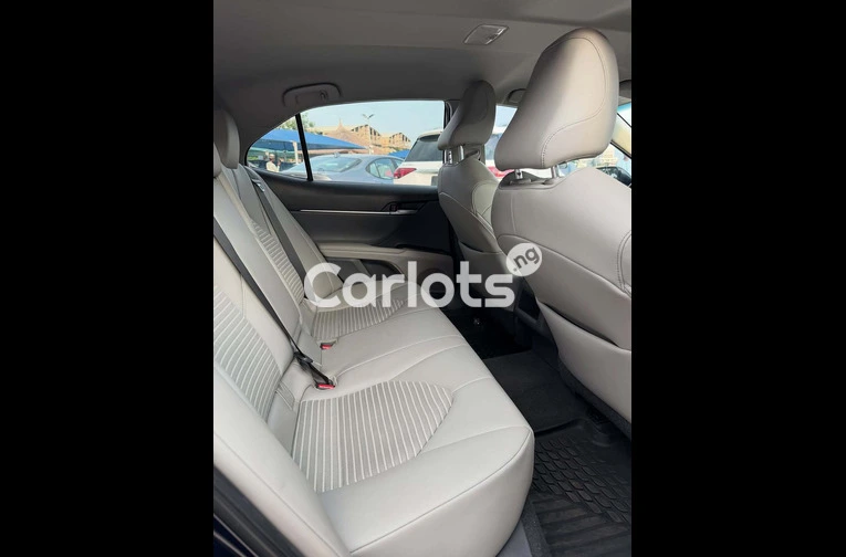 2021 Toyota Camry - 4/7