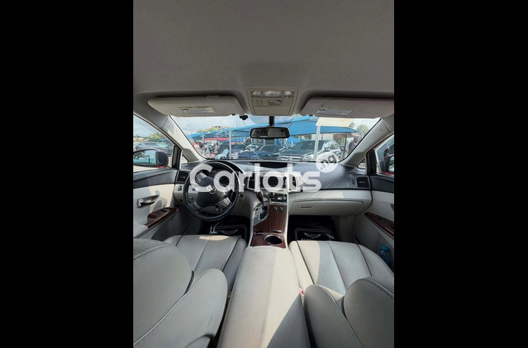 Low Mileage Toyota Venza – Foreign Used | First to See Will Buy - 4/7