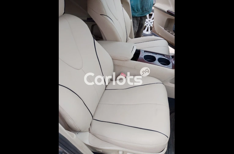 Toyota Venza 2009 - 2/7