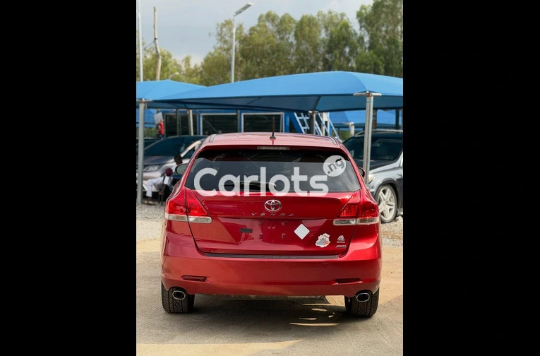 Foreign Used 2010 Toyota Venza