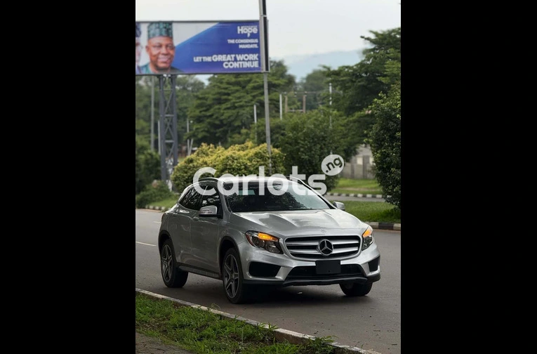 Foreign Used 2017 Mercedes Benz GLA250 - 3/7