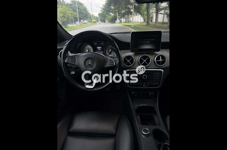 Foreign Used 2017 Mercedes Benz GLA250 - 4/7