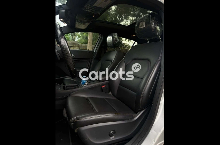 Foreign Used 2017 Mercedes Benz GLA250 - 6/7