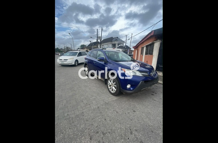 Belgium Grade 2014 Toyota RAV4 Limited AWD V4 - 5/7