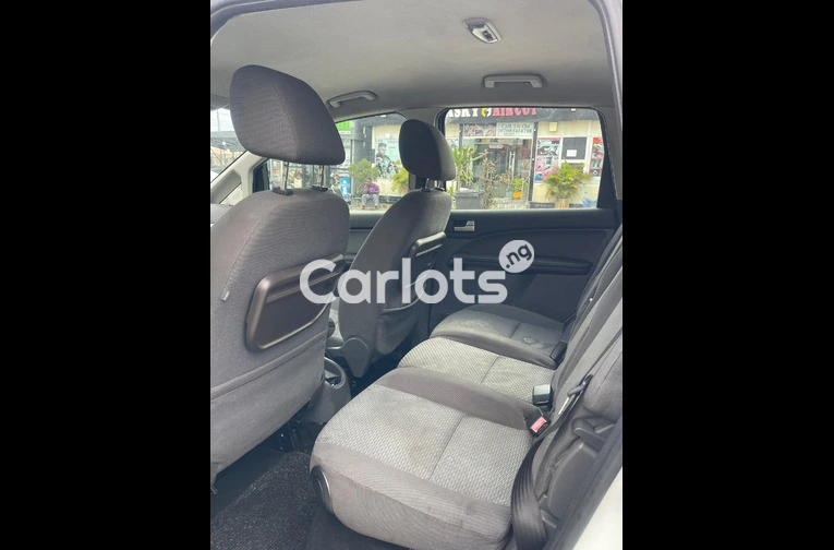Premium 2007 Ford Focus G-Max - 4/7
