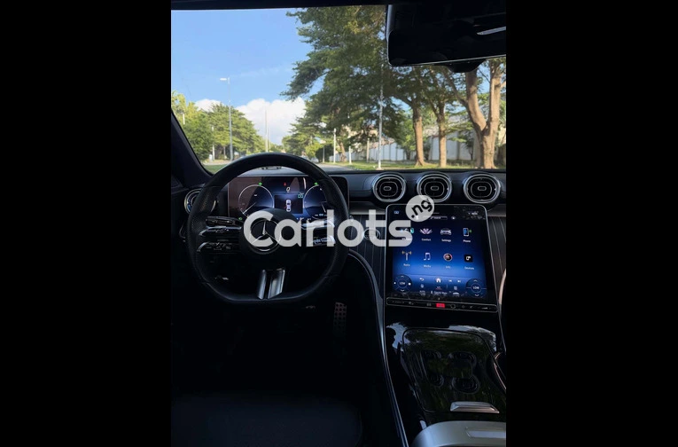 Mercedes C300 for Sale – Foreign Used, Excellent Condition - 4/7