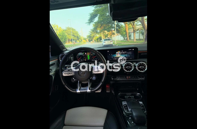 2020 Mercedes Benz CLA35 AMG - 4/7