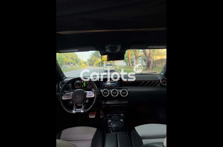 2020 Mercedes Benz CLA35 AMG - 5/7